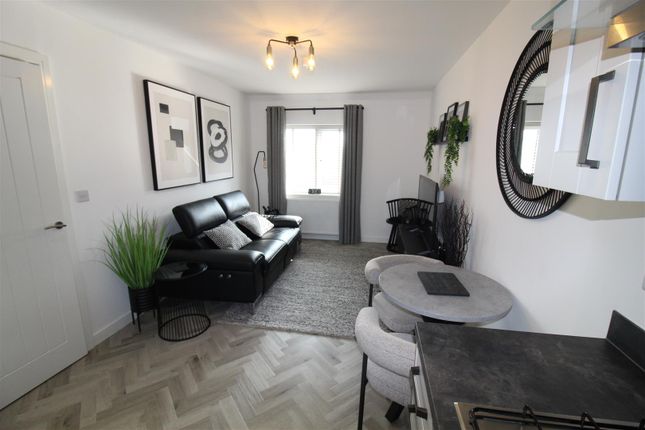 77, Welders Drive, Bolton photo 4