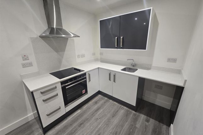 2 Smith Street, Manchester photo 2