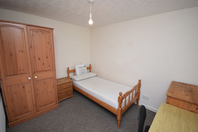 Terraced house to rent in High Dells, Hatfield