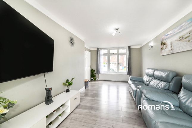 81, Winchgrove Road, Berkshire photo 2