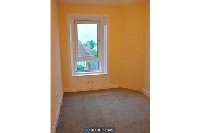 Irvine Crescent, Bathgate photo 3