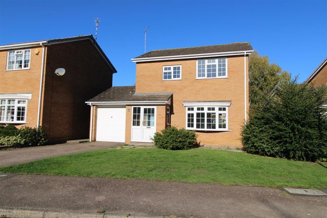Thumbnail Property for sale in Gable Close, Daventry