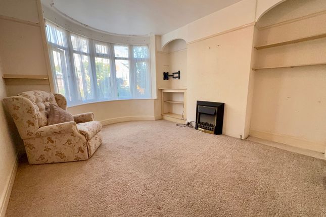 18 Titchfield Gardens, Paignton photo 4