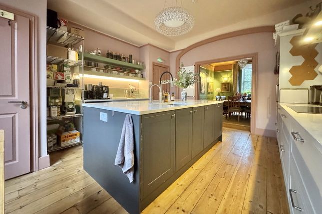 Hill House, 25, Belvedere, Bath photo 2