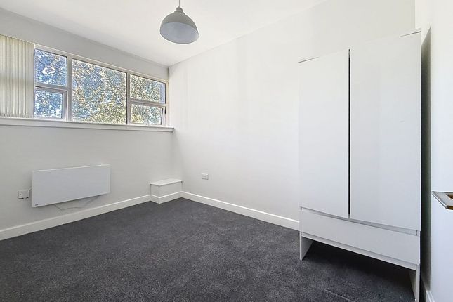 Flat 7, TOPS, Ravenscliffe Road, Stoke-on-Trent photo 4