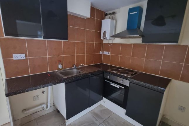 Flat 30, St Clements Court, 94 Fosse Lane, Leicester photo 2