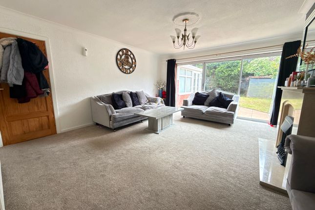 18 Newquay Close, Walsall photo 5