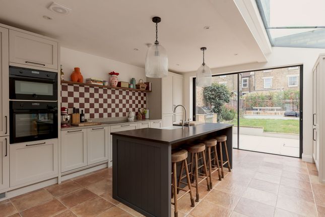 55 Braxfield Road, London photo 2