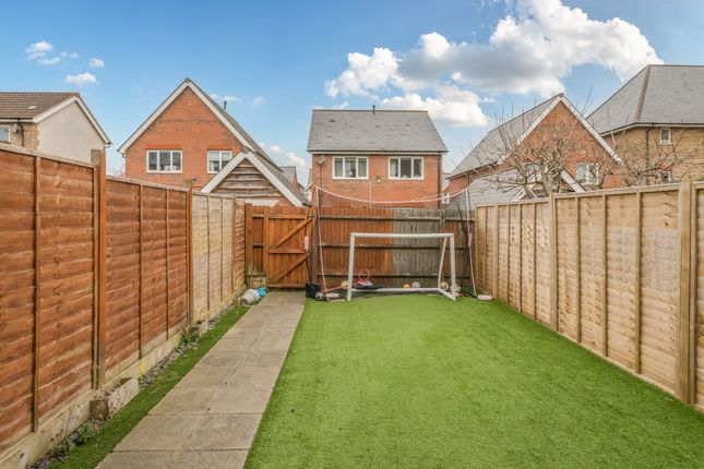 8, Lowry Grove, Bristol photo 2
