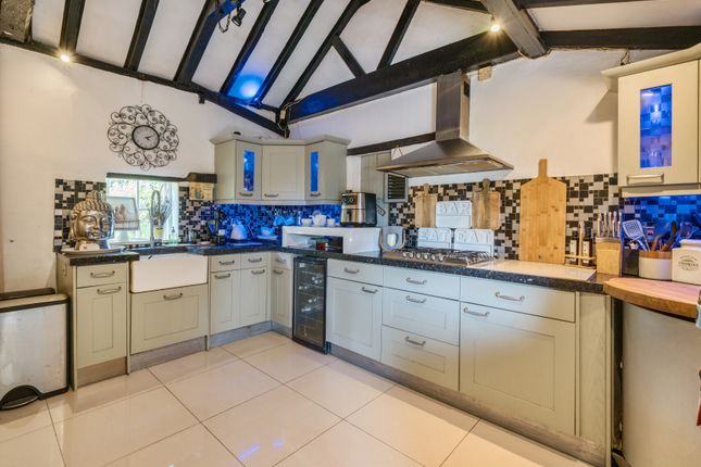 1340433-17-689B6d...