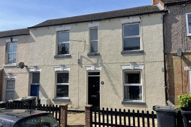 Terraced house to rent in North Street, Wellingborough