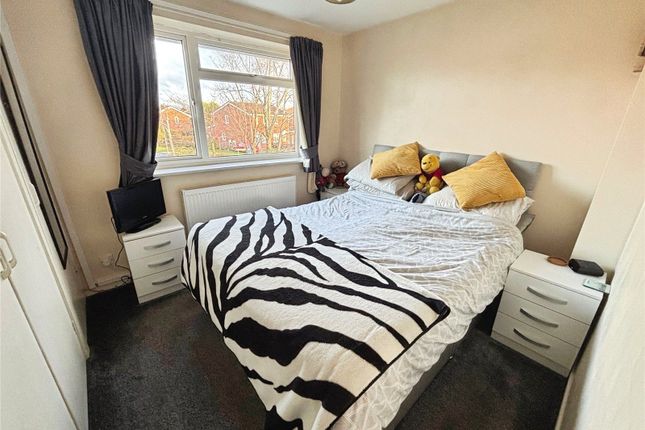 4, Worcester Grove, Wolverhampton photo 4
