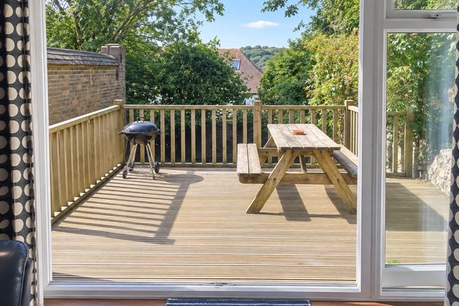 Bevendean Crescent, Brighton photo 3