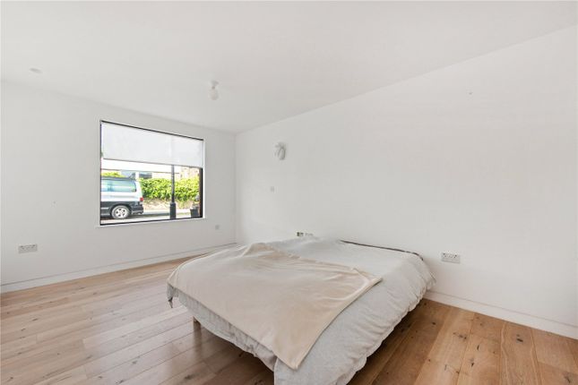 1B,, Eade Road, London photo 4