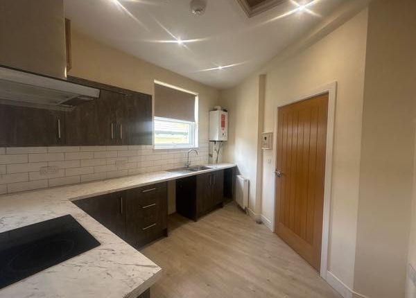 Flat 1 6 The Circle, Tredegar photo 2