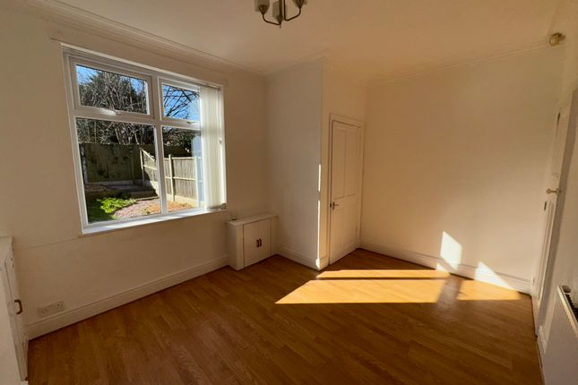 2, Arrowe View, Upton photo 4