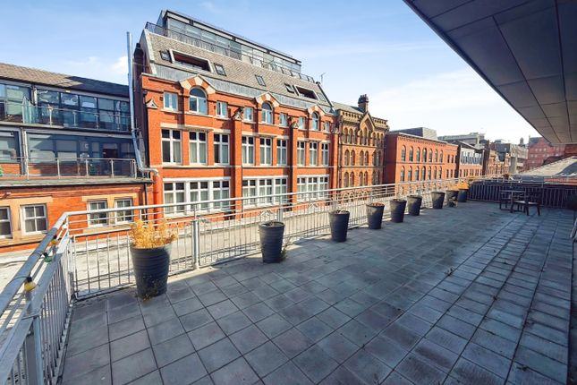 42, Britannia House, Leeds photo 2