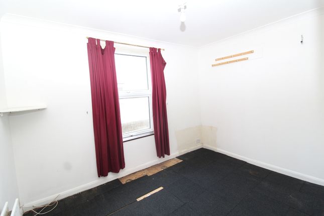 Flat 1, 129 Victoria Street, Gillingham photo 2