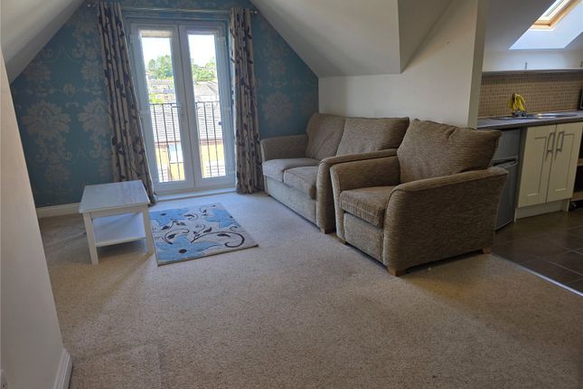 Spindle Close, West Yorkshire photo 4