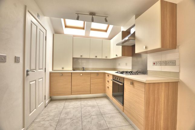 6, Acorn Court, Cambridge photo 4