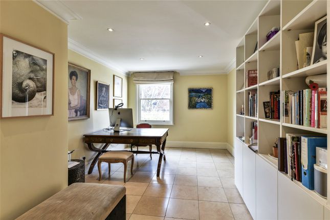 Flat for sale in Belgravia Mansions, Holbien Place, Belgravia