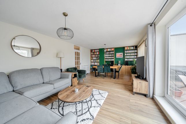 Flat 10, Marlang Court, 105, Albemarle Road, Beckenham photo 2