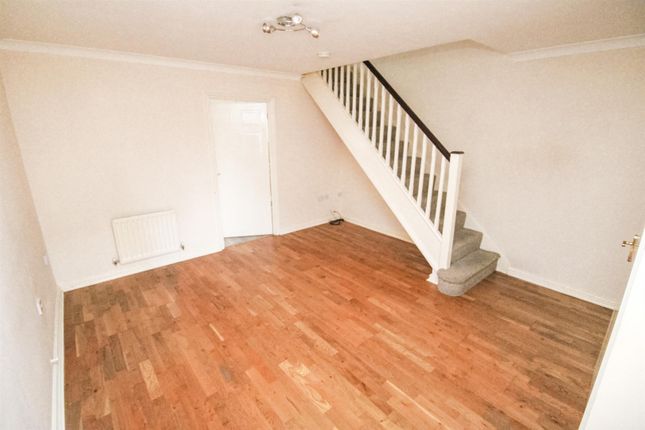 23, Barth Close, Corby photo 2