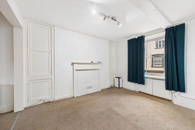 Flat 1, 80 High Street, Crediton photo 3