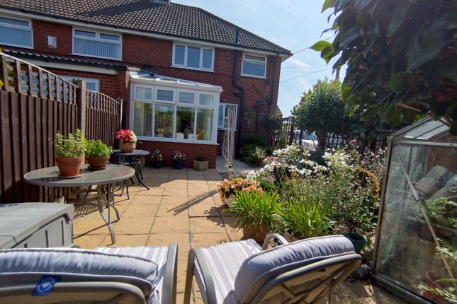 106, St. Martins Road, Stoke-on-Trent photo 5