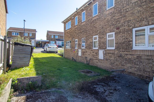12 Epping Grove, Sheffield photo 4