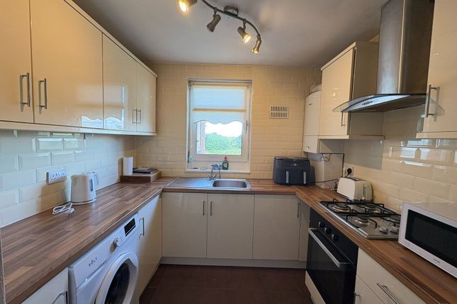 4, Green Park, Bootle photo 3