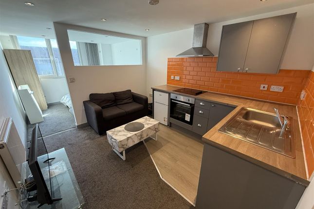 Apartment, 307 Ferens Court, 16-22 Anlaby Road, Hull photo 2