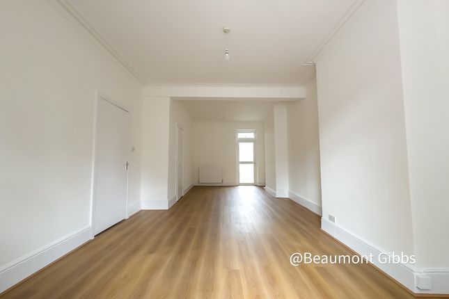 24 Griffin Road, Plumstead, London photo 4