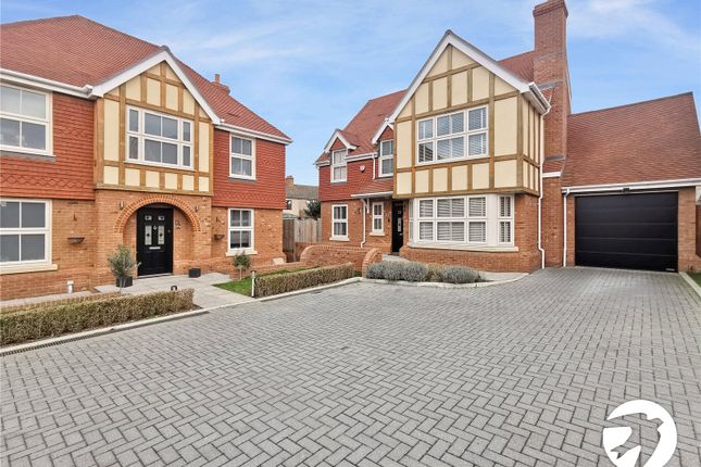 Thumbnail Detached house to rent in Hampton Close, Dartford