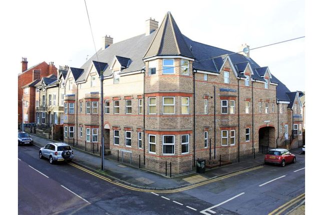 Thumbnail Flat for sale in Avenue Road, Grantham