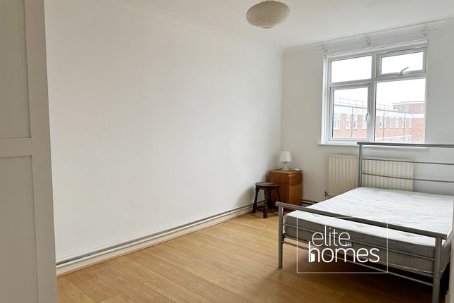 545, Weymouth Terrace, London photo 2