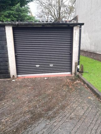 Thumbnail Parking/garage to rent in Iddesleigh Avenue, Milngavie, Glasgow