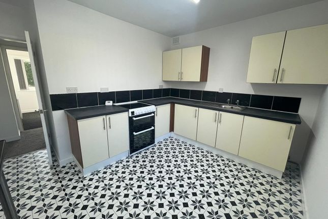 8A, Burntwood photo 4