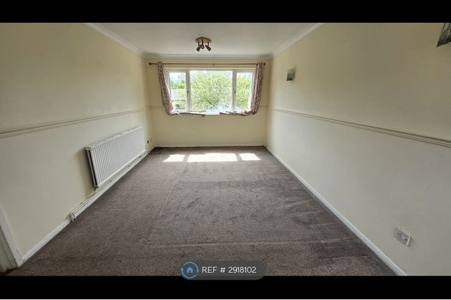 Mitcham Place, Bradwell Common, Milton Keynes photo 4