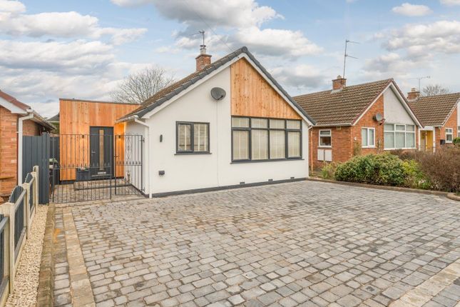 Thumbnail Detached bungalow for sale in Beachwood Avenue, Wall Heath