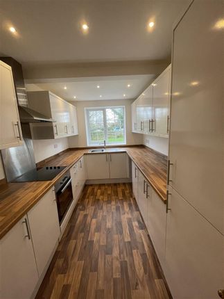 Img_4539 Kitchen.Jpg
