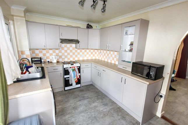 21, West Trevingey, Redruth photo 4
