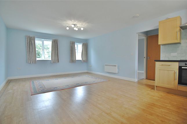 55, Tanglewood Way, Stroud photo 4