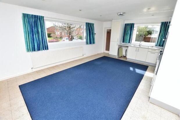 Bungalow to rent in Foredrift Close, Nottingham