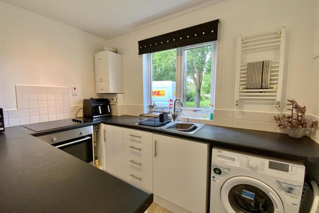 24, Essenden Court, Milton Keynes photo 3