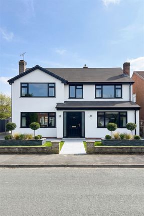 9 Sevenoaks Avenue, Stockport photo 3