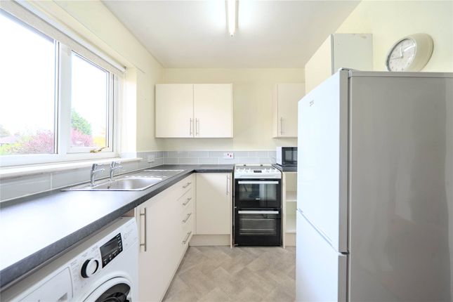 7, Galloway Court, West Yorkshire photo 4