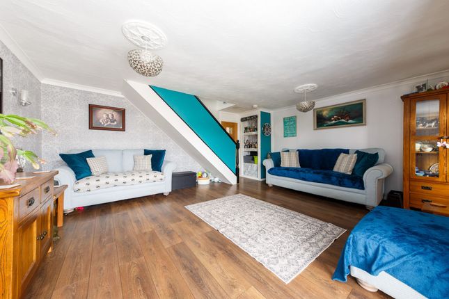 10 Swindale Drive, Newcastle Upon Tyne photo 3