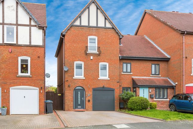 Thumbnail Detached house for sale in Kensington Drive, Tamworth, Staffordshire