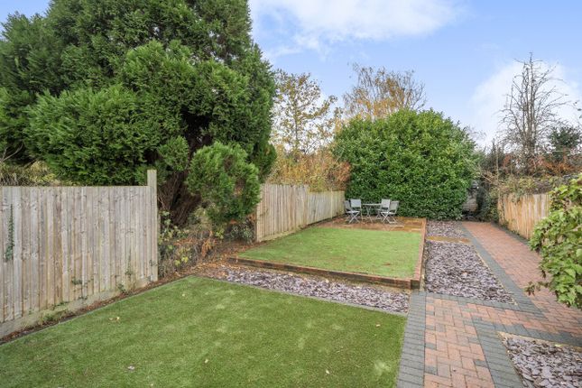 16, Birch Tree Avenue, Kent photo 4